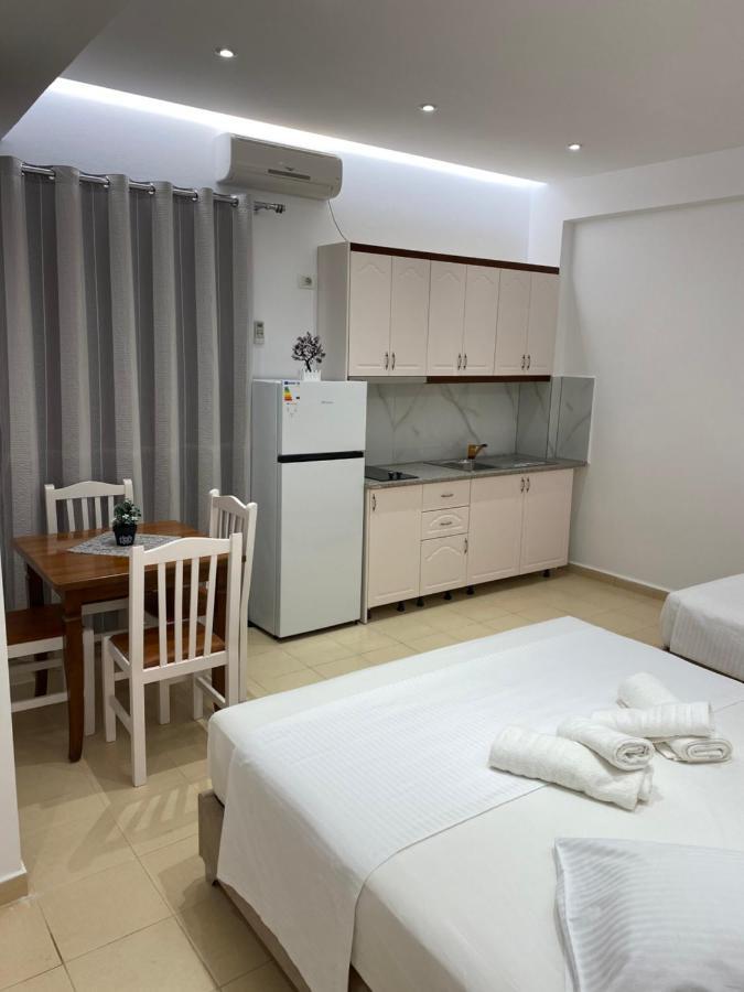 Hotel Moscopole Εξαμίλιο Εξωτερικό φωτογραφία