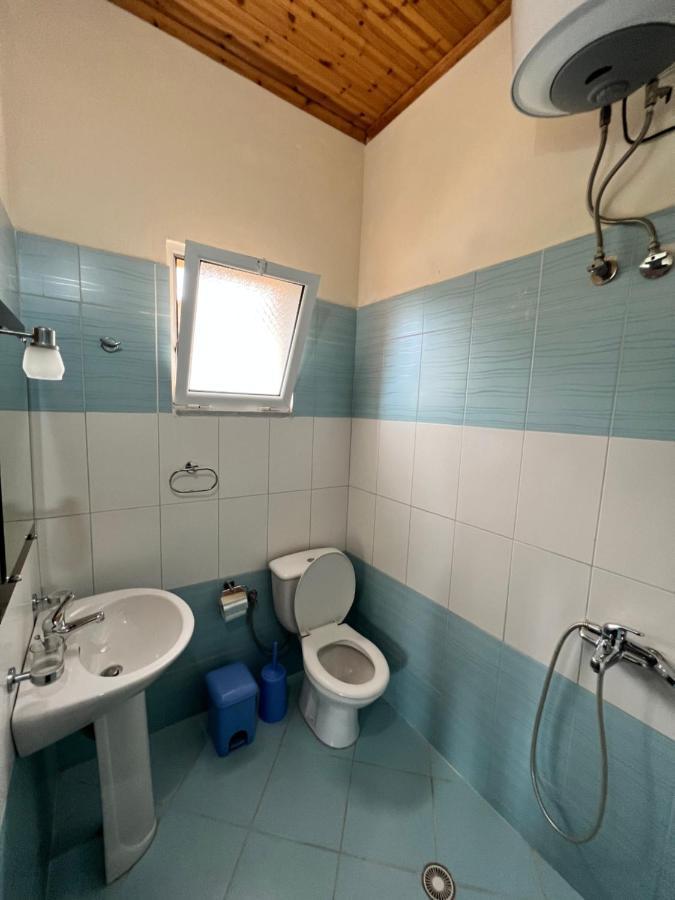 Hotel Moscopole Εξαμίλιο Εξωτερικό φωτογραφία