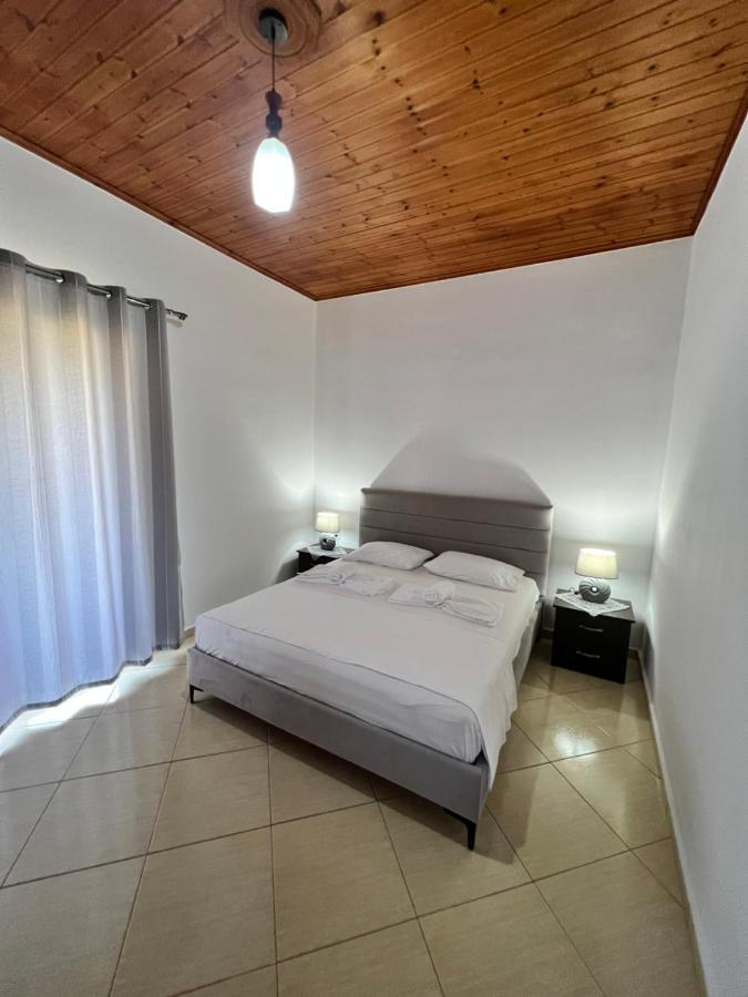 Hotel Moscopole Εξαμίλιο Εξωτερικό φωτογραφία