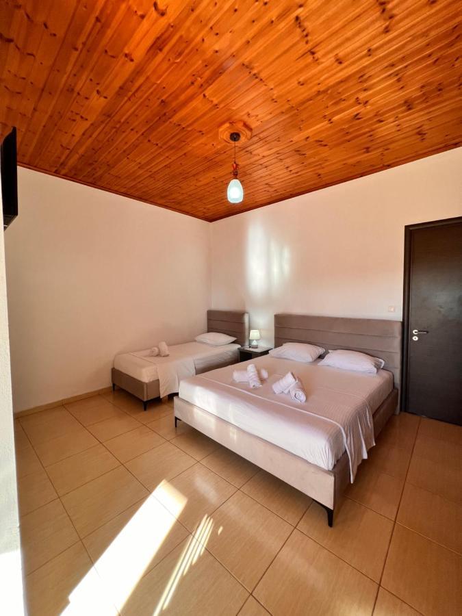Hotel Moscopole Εξαμίλιο Εξωτερικό φωτογραφία
