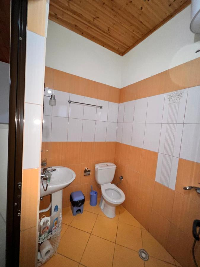 Hotel Moscopole Εξαμίλιο Εξωτερικό φωτογραφία