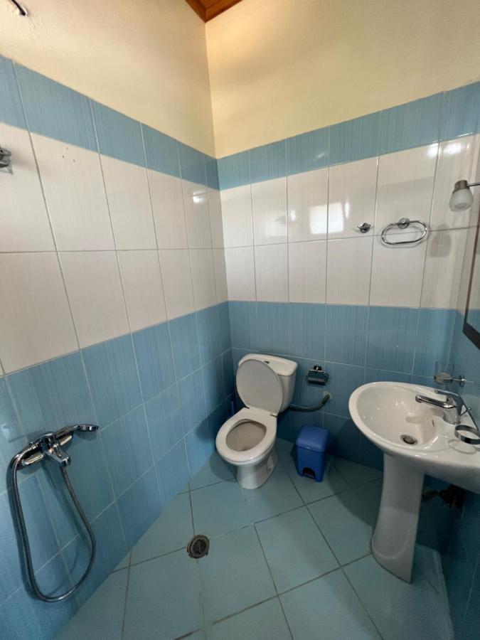 Hotel Moscopole Εξαμίλιο Εξωτερικό φωτογραφία