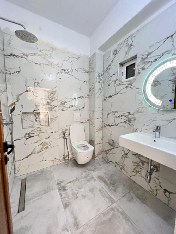 Hotel Moscopole Εξαμίλιο Εξωτερικό φωτογραφία